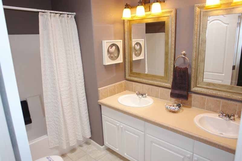 Karsten rc36 bathroom home features