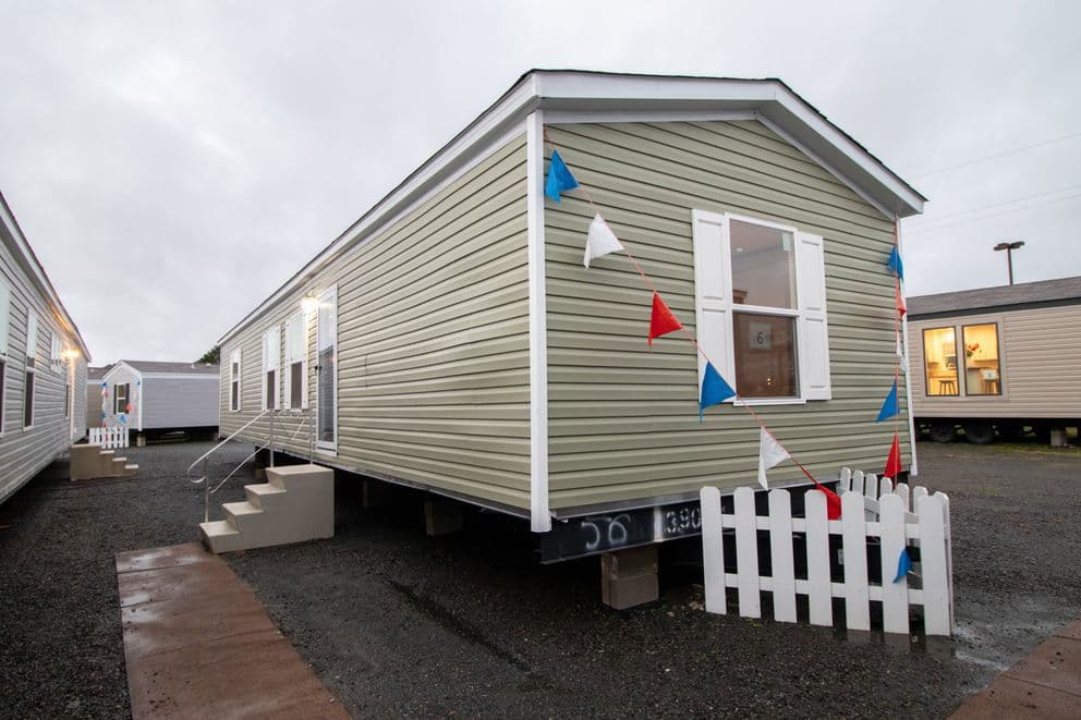 Spirit exterior home features