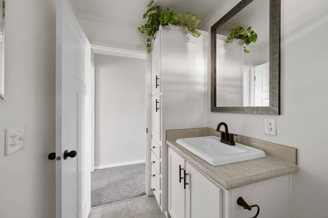 East point - attain bathroom home features