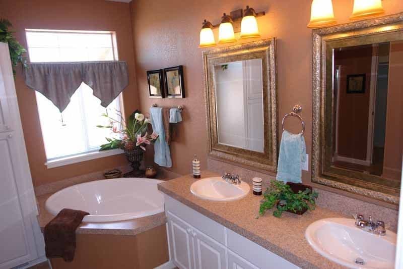 Karsten rc27 bathroom home features