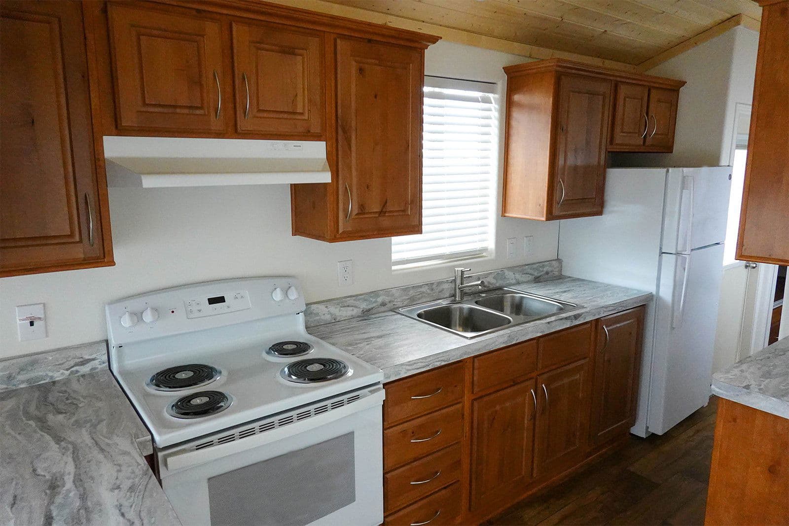 Sedona sn11351d kitchen home features