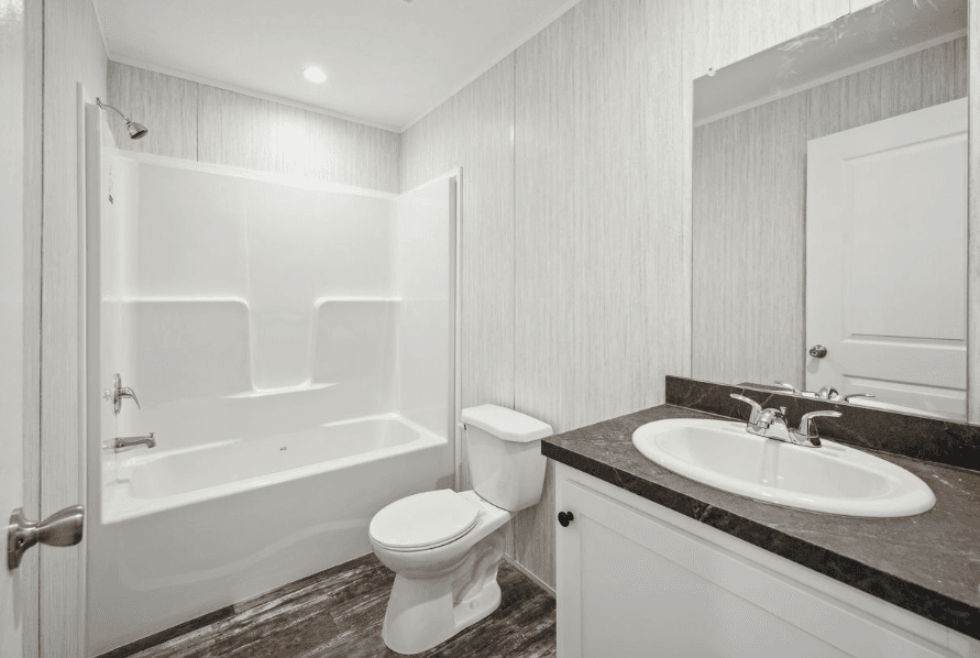 Hemisphere 6805 bathroom home features