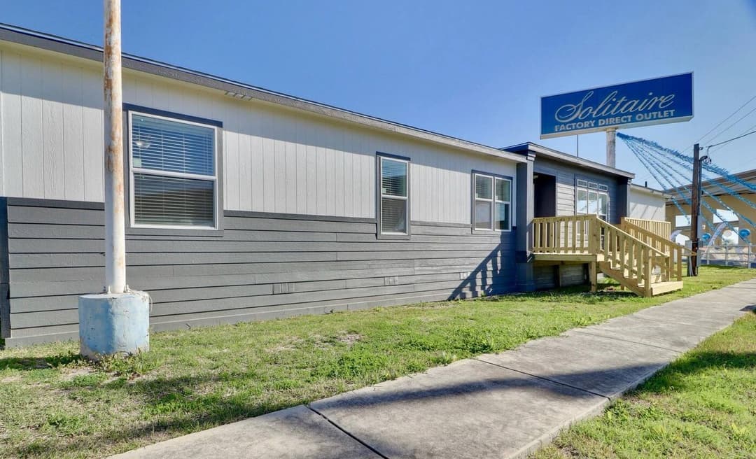 Solitaire 28784a exterior home features