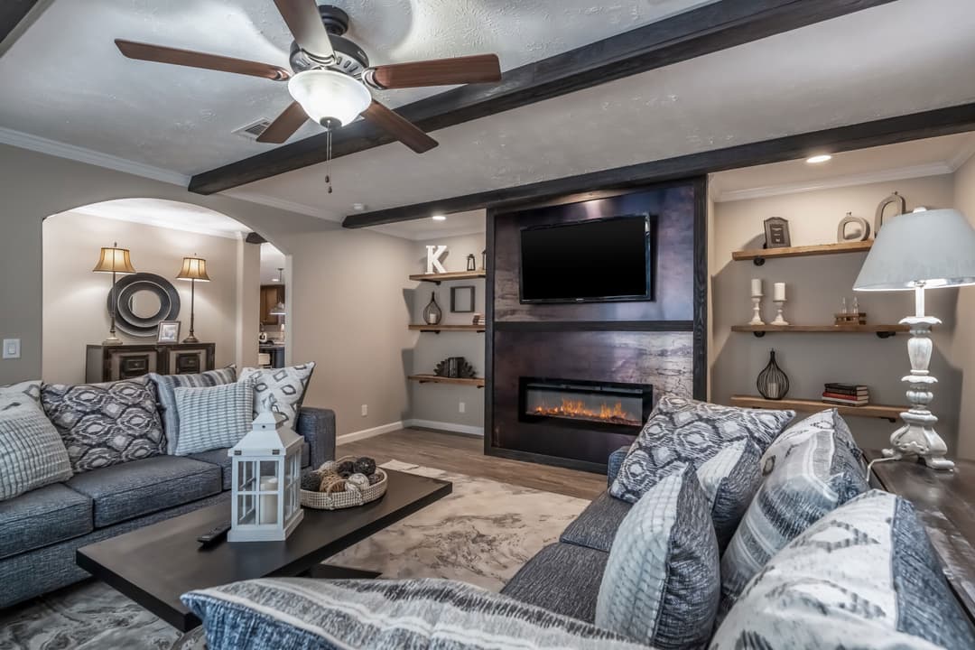 Kb-3248 interior home features