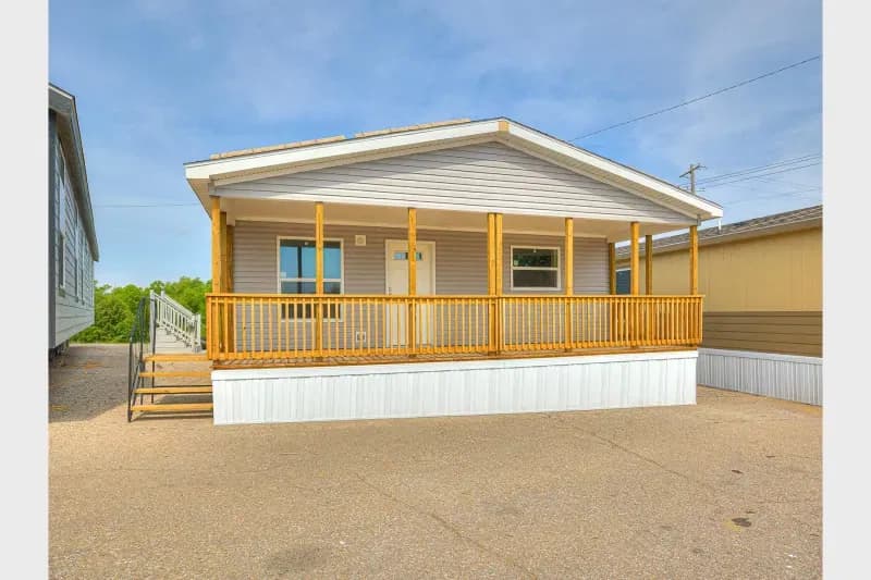 Prairie dune 8810 elevation and exterior home features