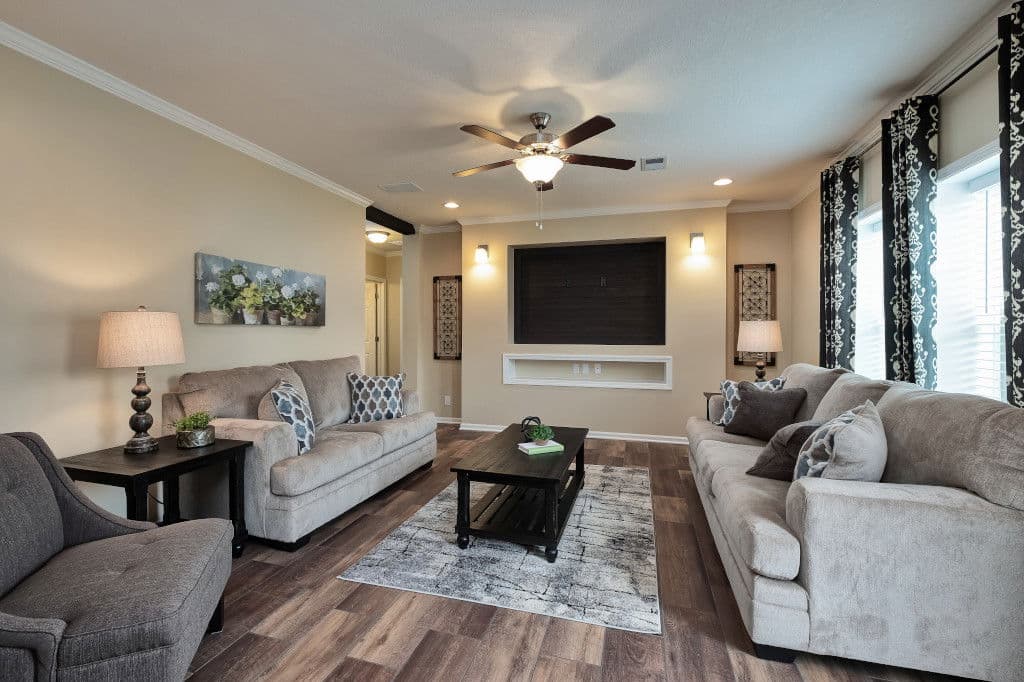 Andrew interior home features