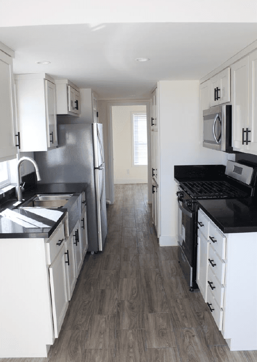 Ath-12l kitchen home features