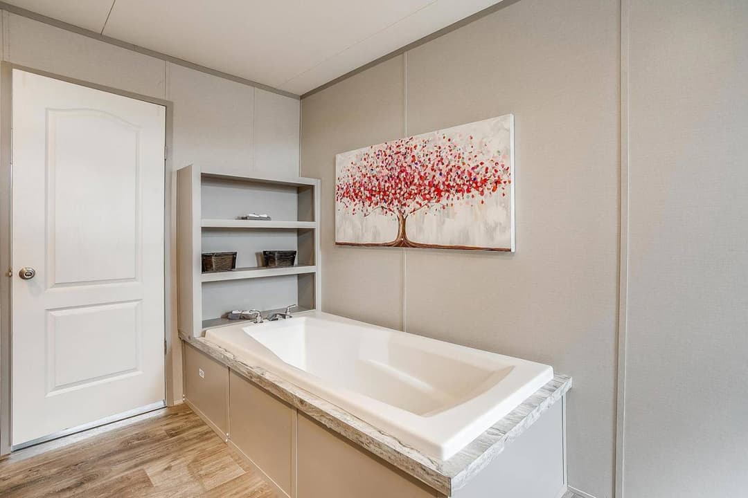 Nm3256h bathroom home features
