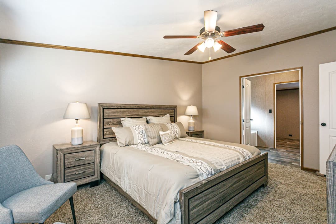 Doublewide c-32×64-32c bedroom home features