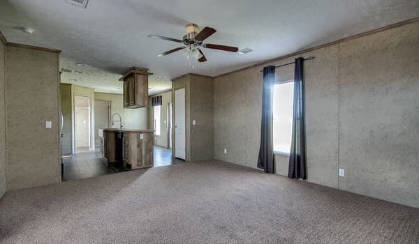 Md-104 interior home features