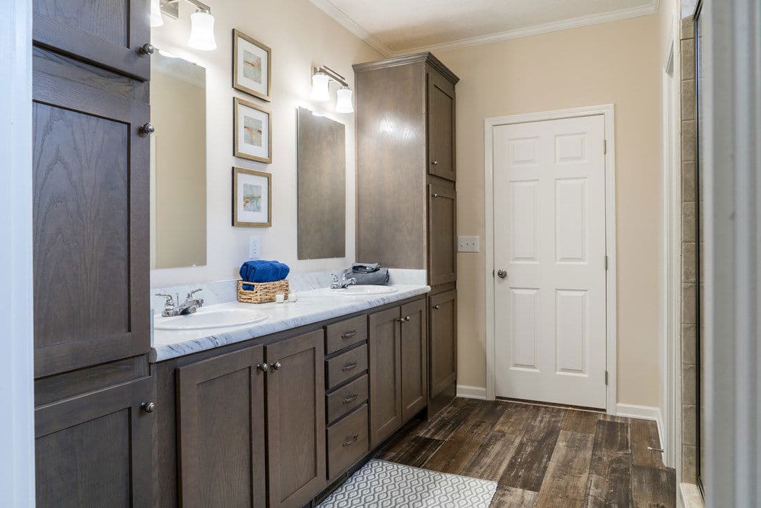 2062 classic  home features