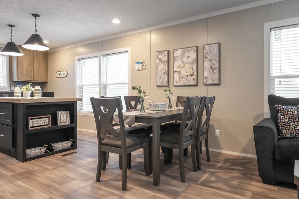 The fusion 48f interior home features