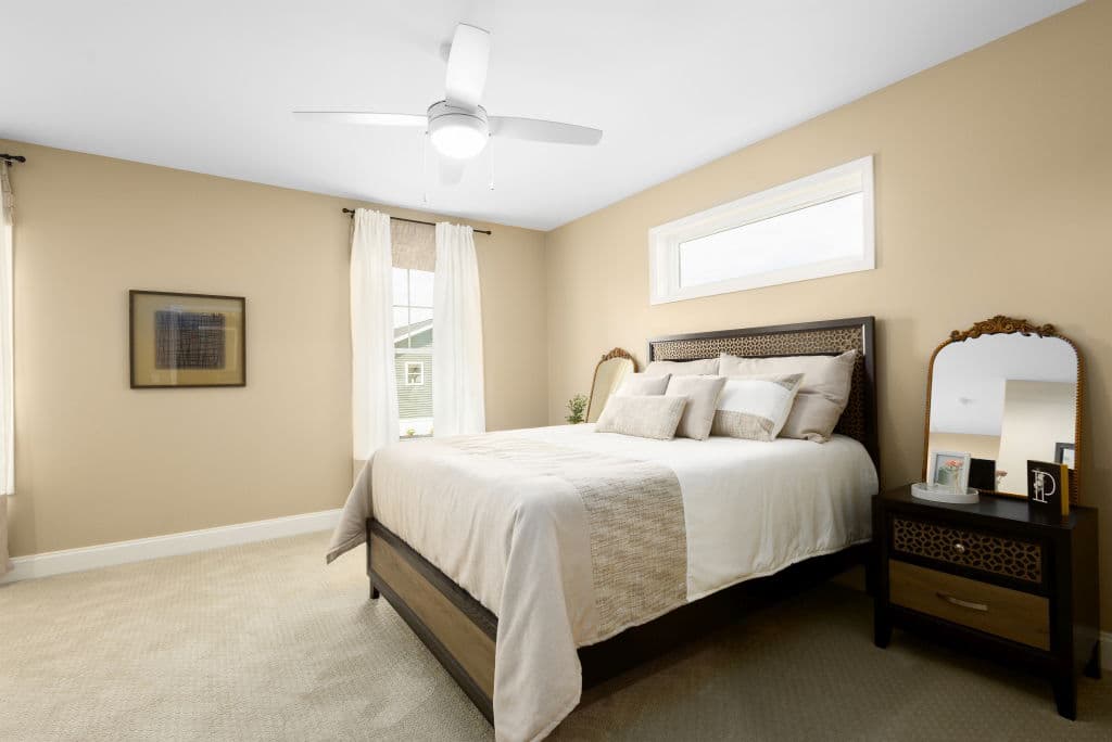 Ultra ranch 2p2460-x bedroom home features