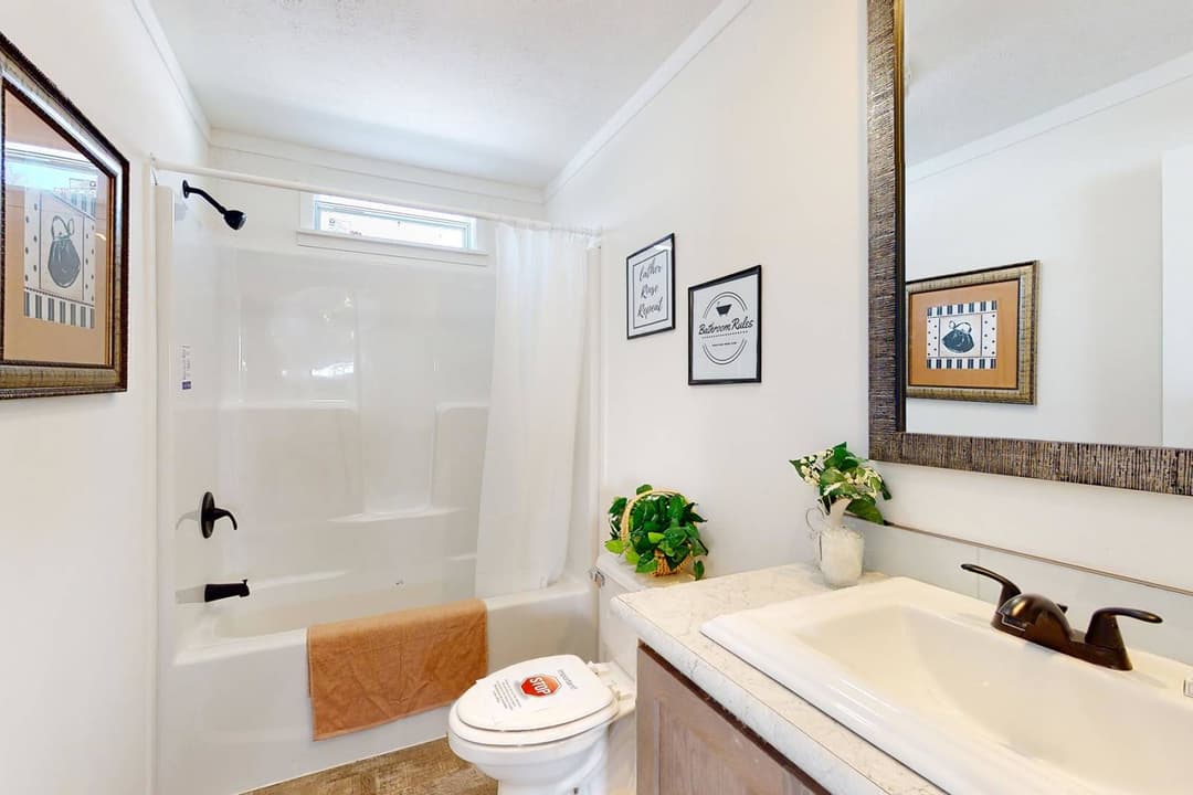 Intrigue bathroom home features