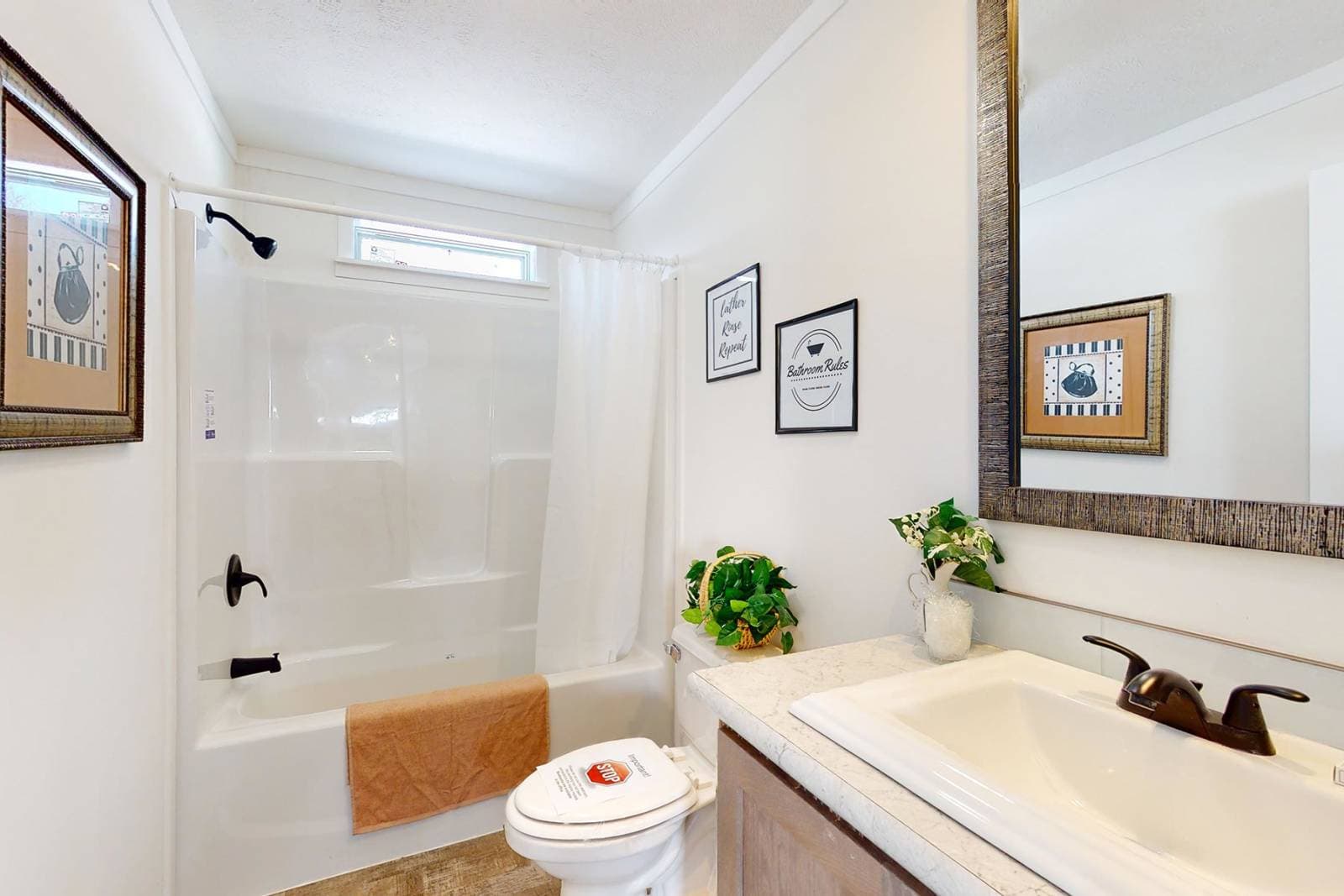 Intrigue bathroom home features