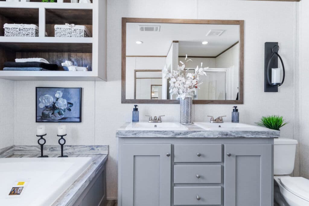 Oakmont bathroom home features