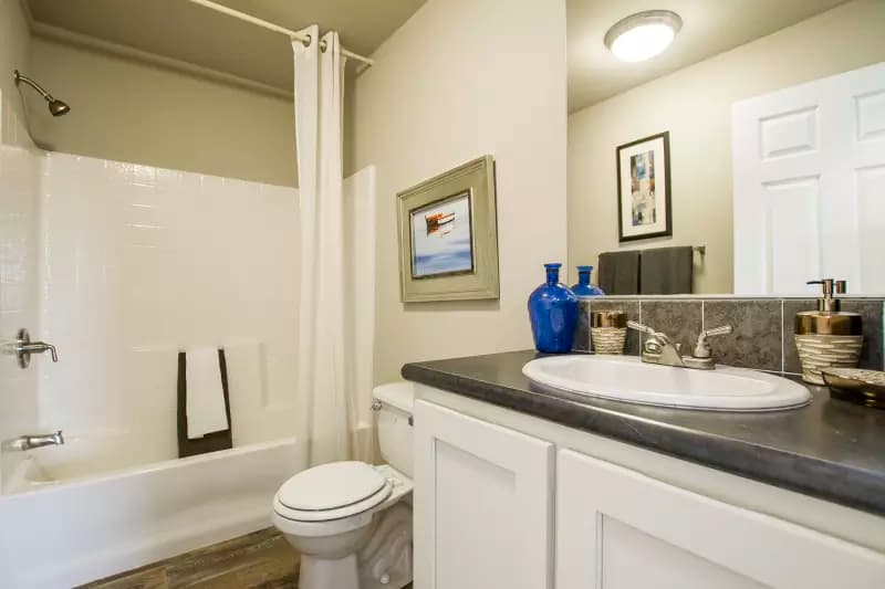 Cm-4663a bathroom home features