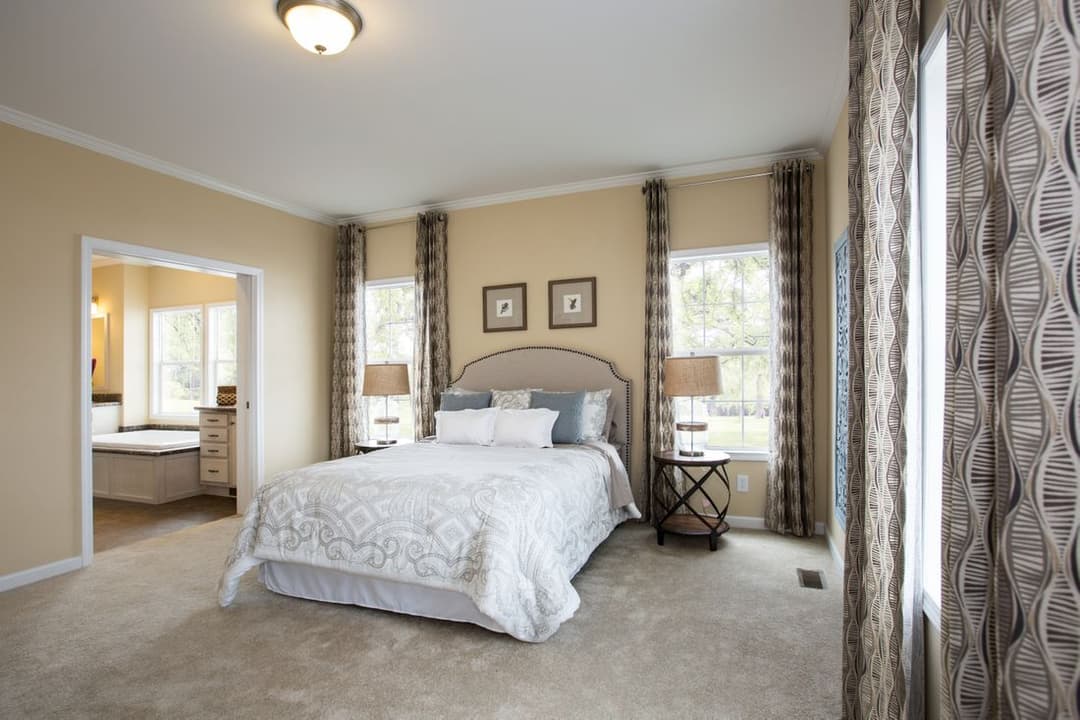 2083 heritage bedroom home features