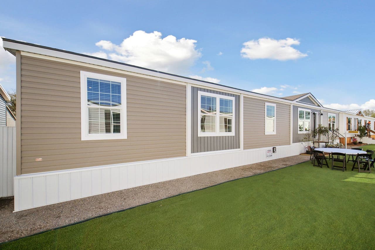 Birchwood hero and exterior home features