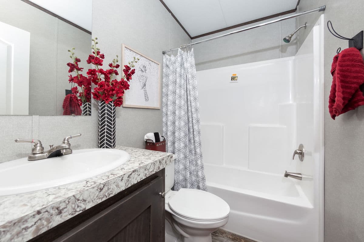 The lincoln bathroom home features