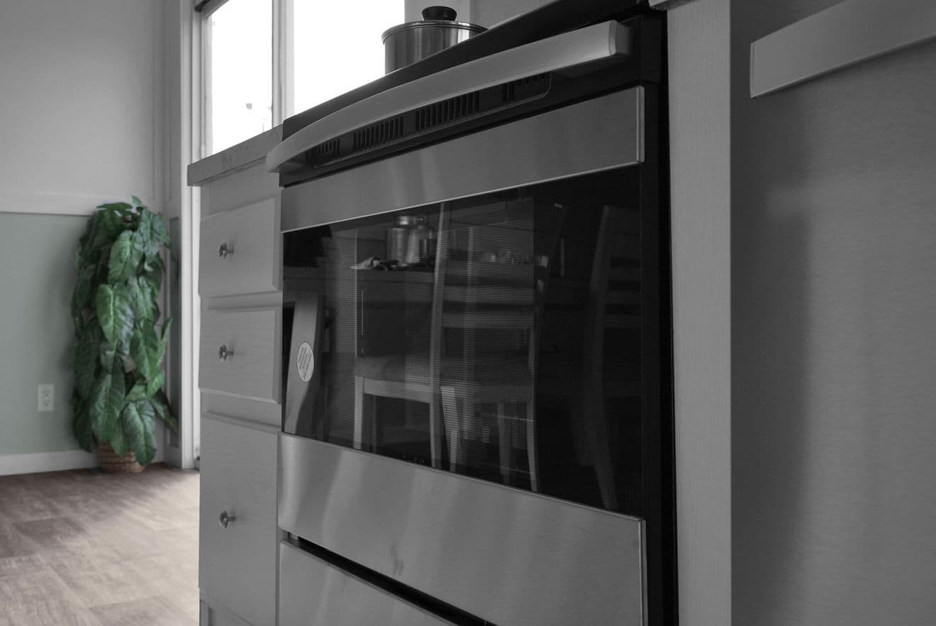 Valu maxx premier 32643e interior and kitchen home features