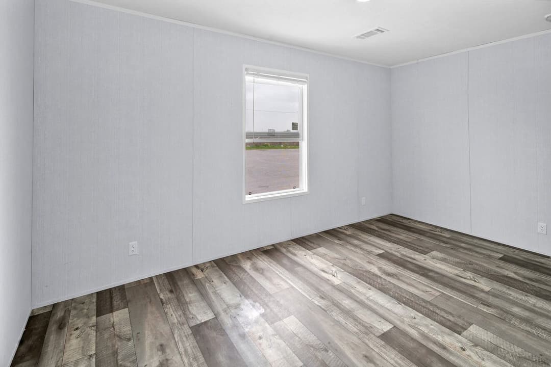 Alamo lite 16763s interior home features