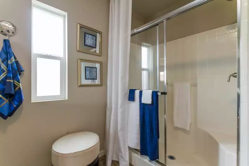 Cm-4663a bathroom home features