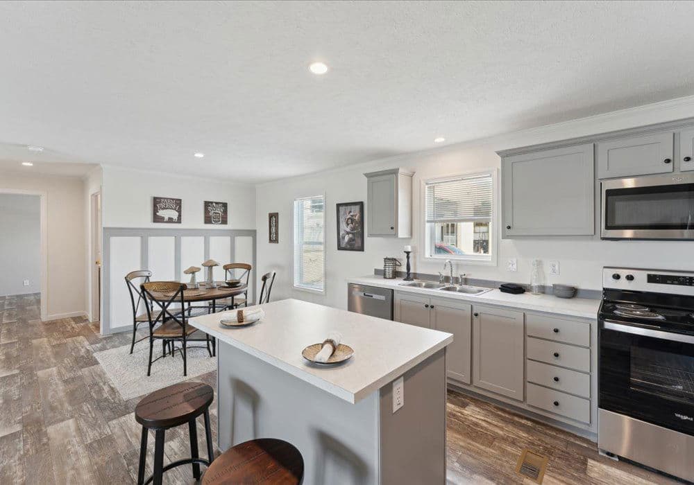 Apex 3900 kitchen home features