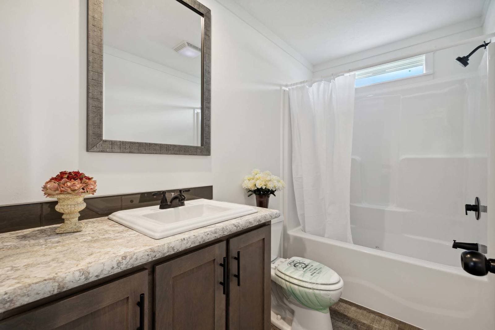 East point - elevate 60 bathroom home features