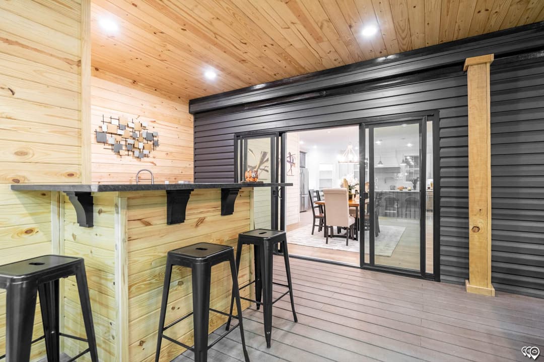The lost creek interior home features