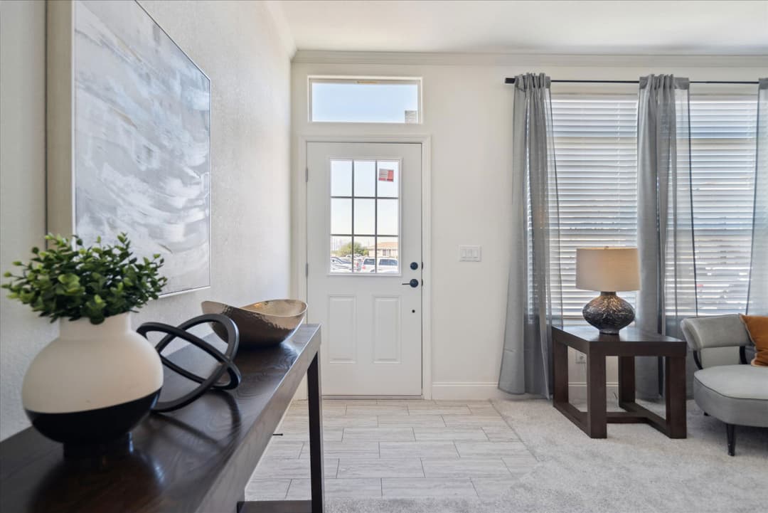 Magnolia  interior home features