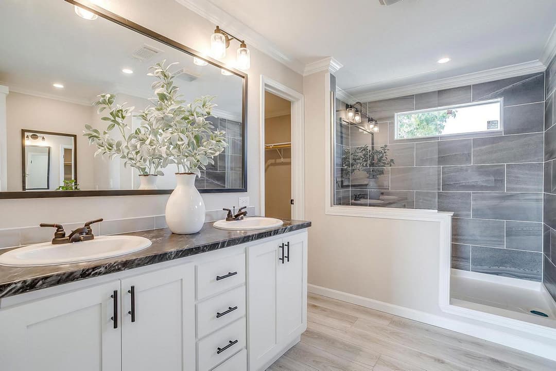 Innovation 2860h bathroom home features