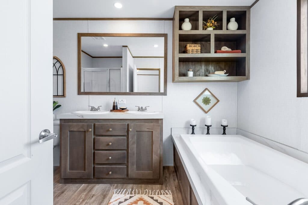 Pinehurst bathroom home features