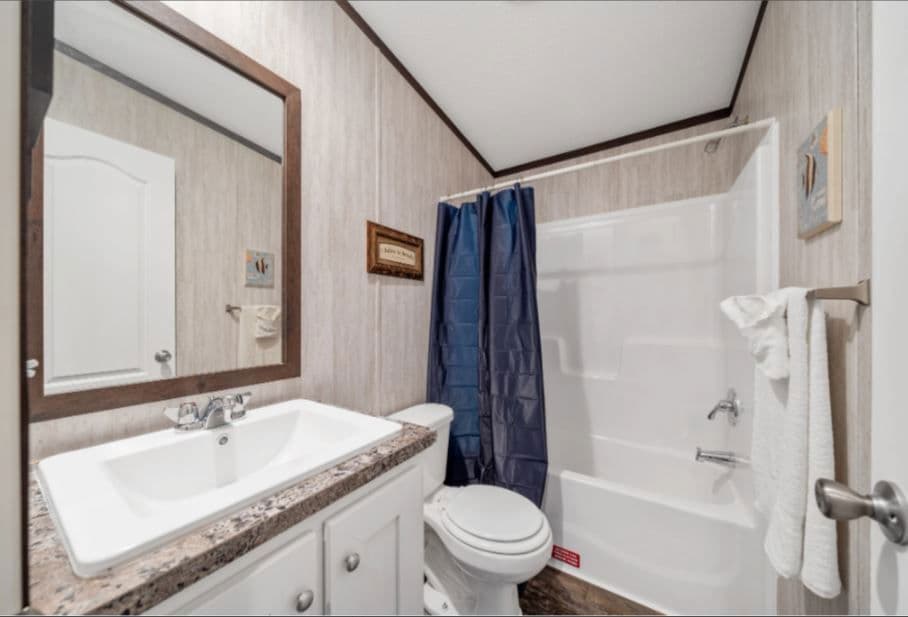 Amethyst z bathroom home features