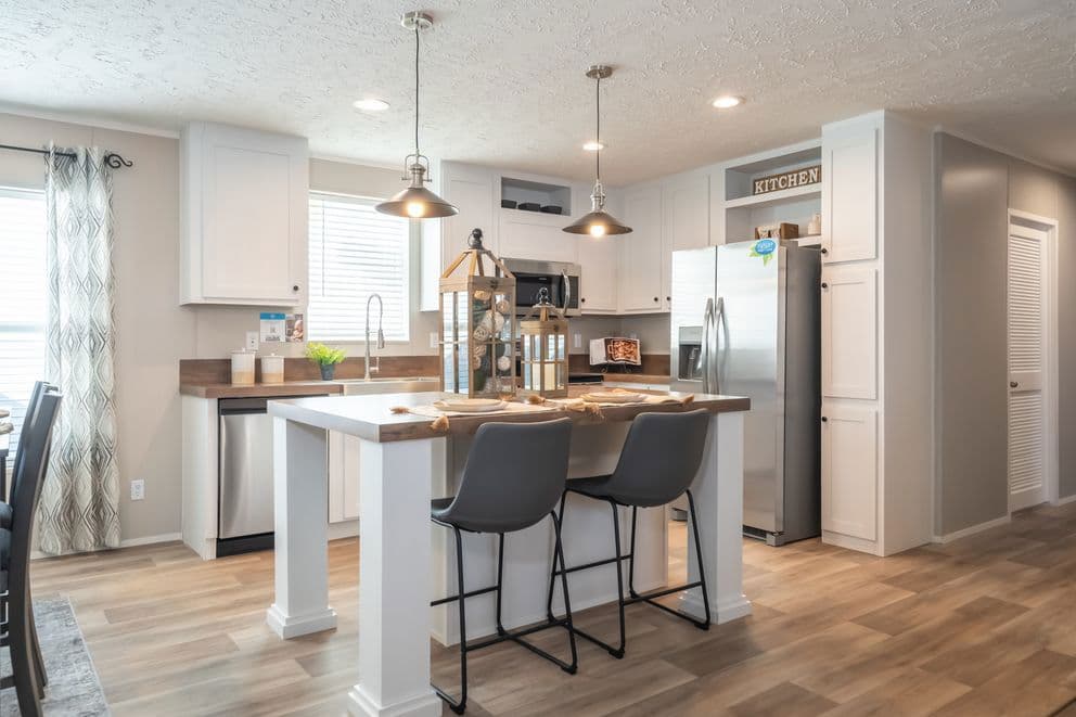 Tradition 2868b kitchen home features