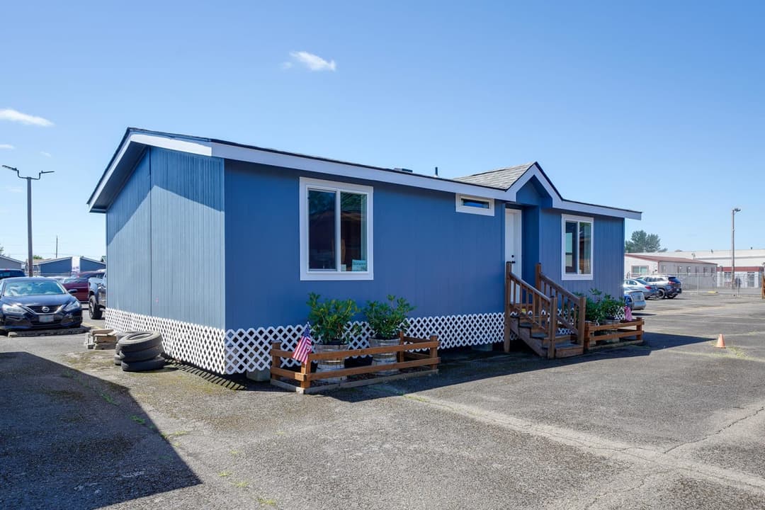 Ramada value 9082ct exterior and elevation home features