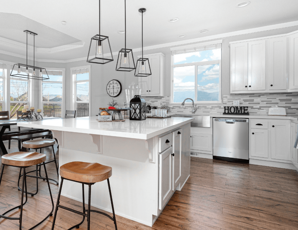 Sunset ridge kitchen home features