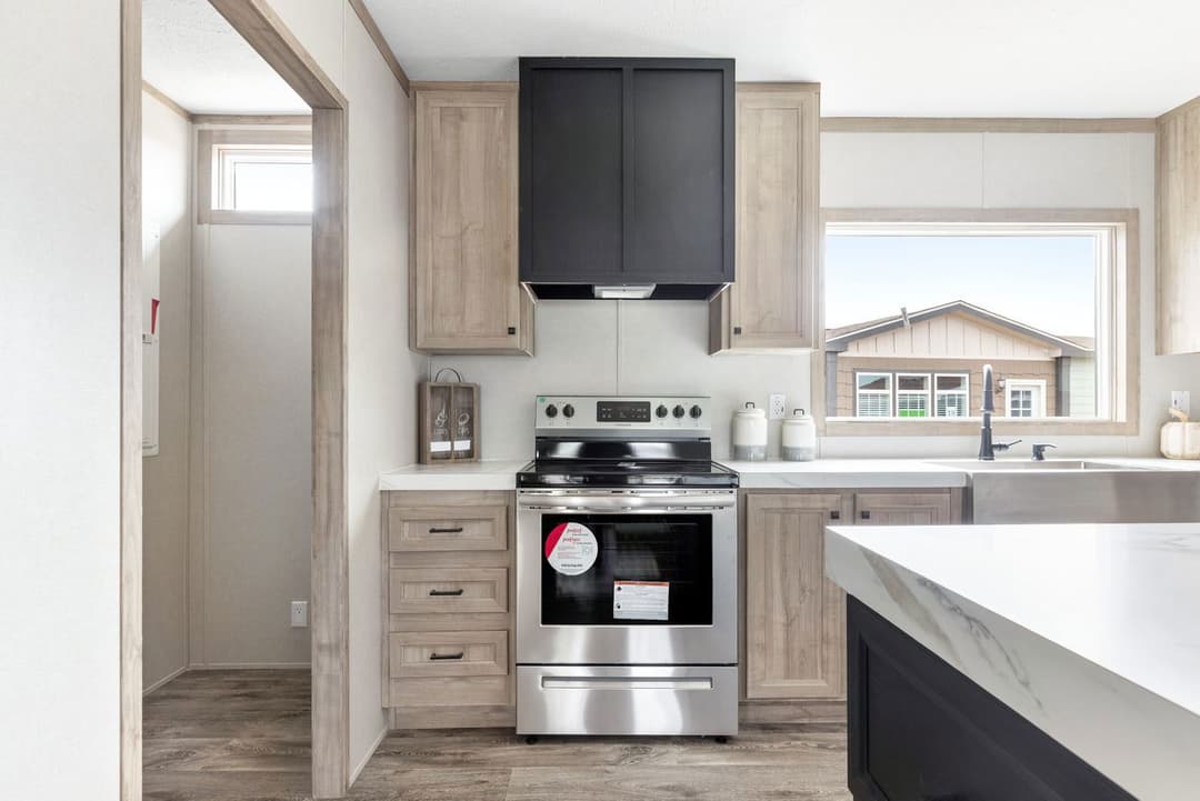 Sterling xl anniversary kitchen home features