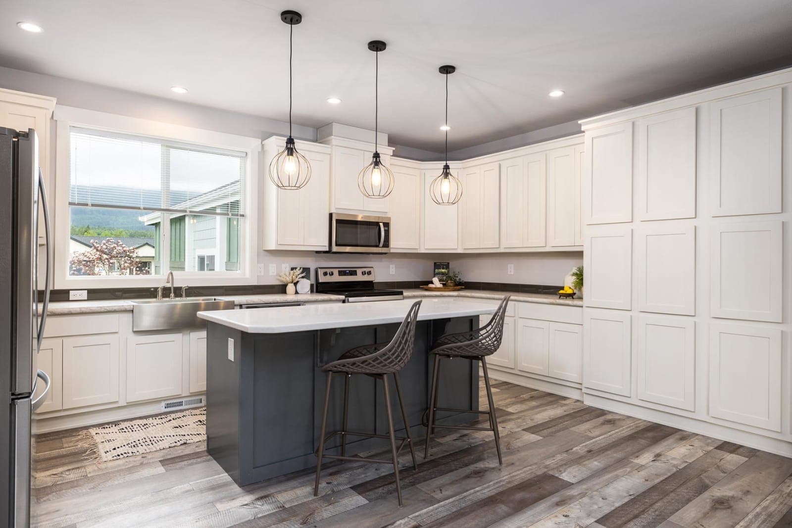 Westridge 1203ct kitchen and interior home features