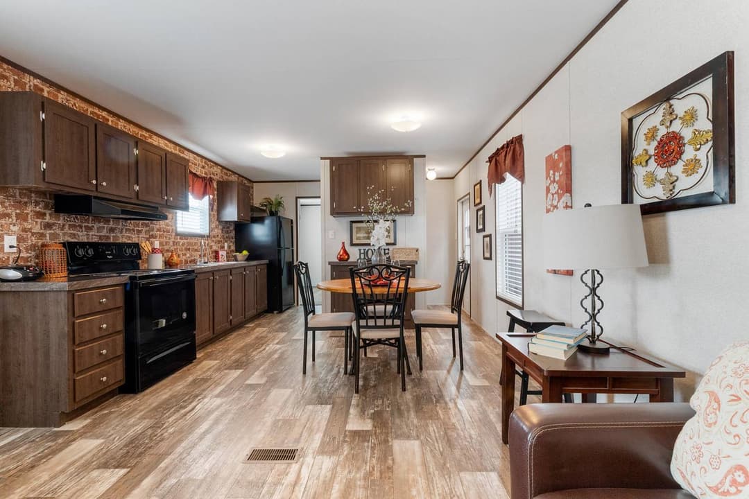 Rm1466a kitchen home features