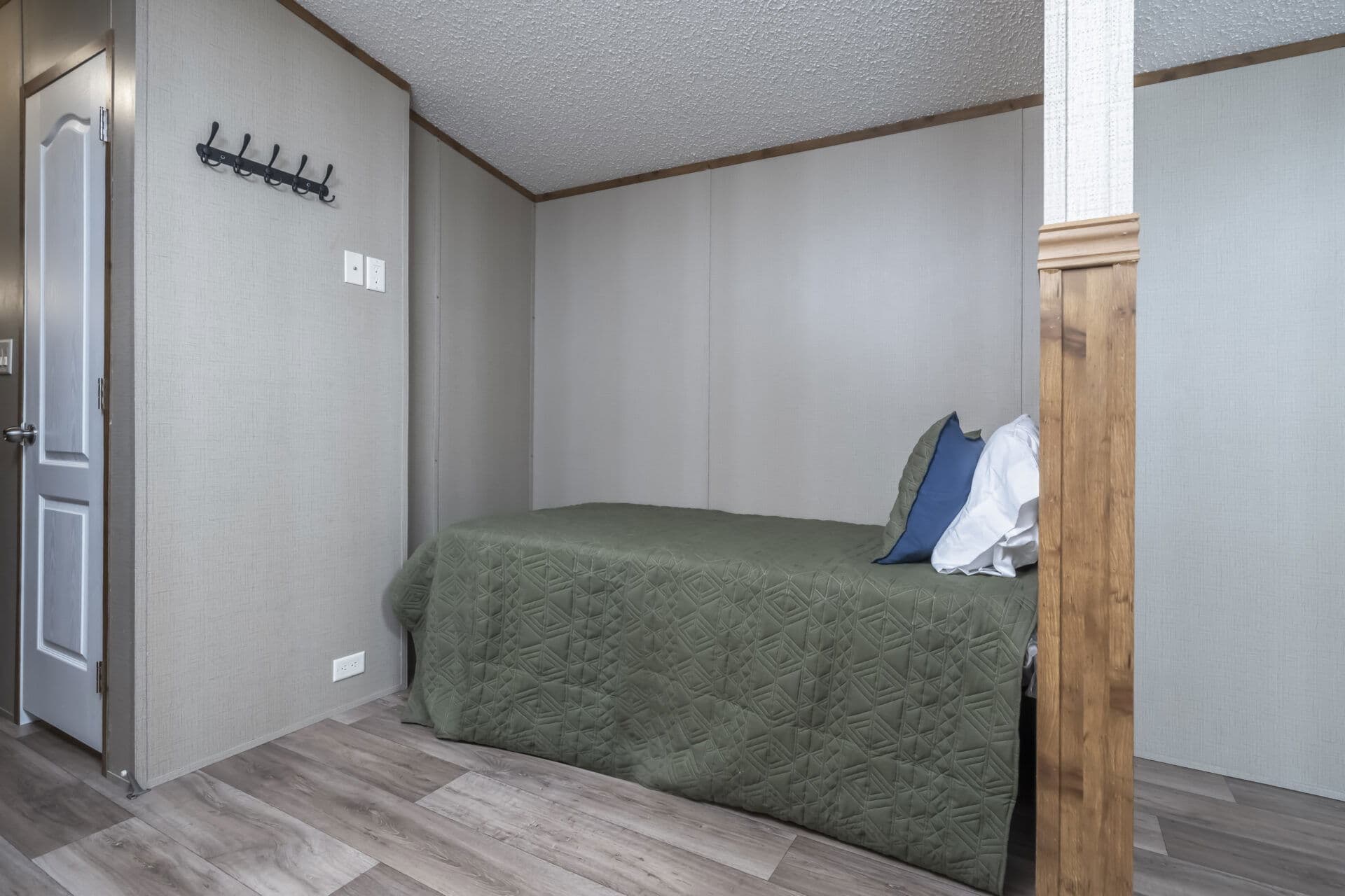 Tiny home s-12×34-31a bedroom home features