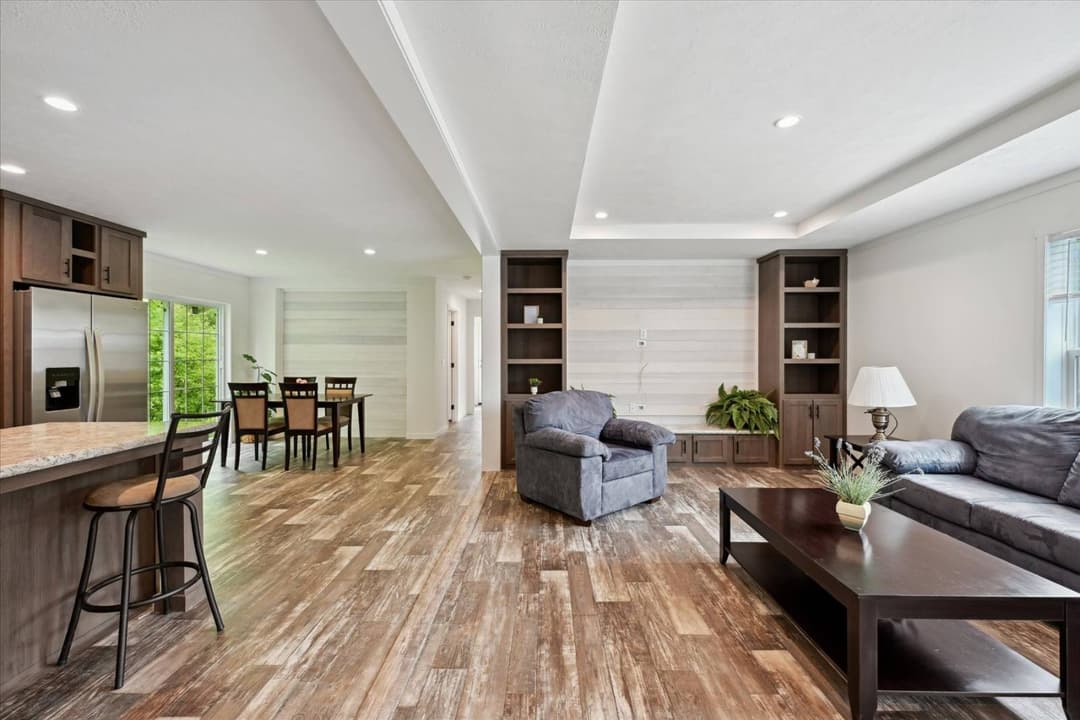 East point - elevate 56 interior home features