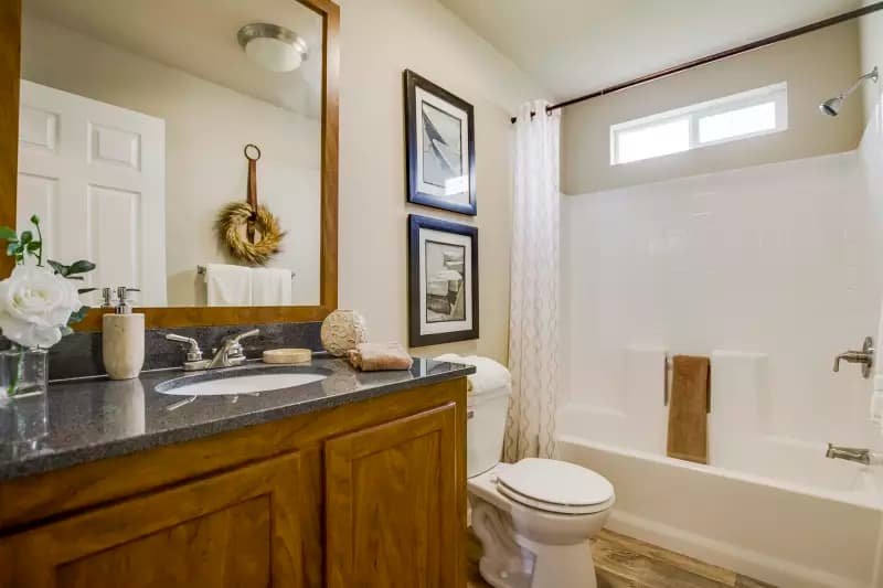 Cm-4603b bathroom home features