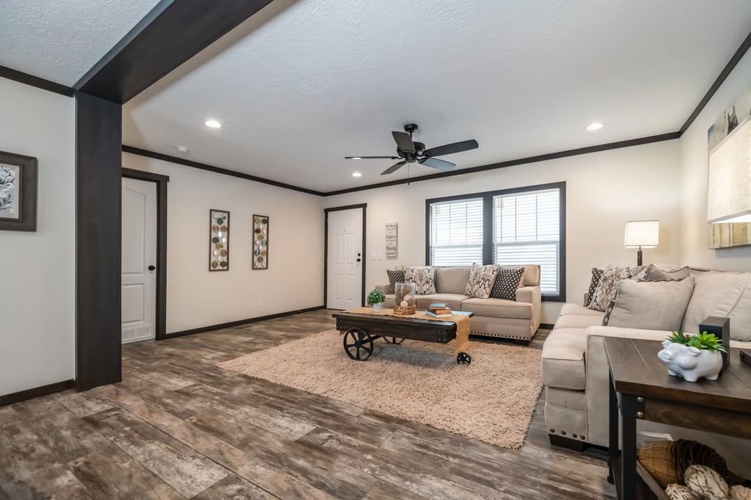 Boujee 2 interior home features