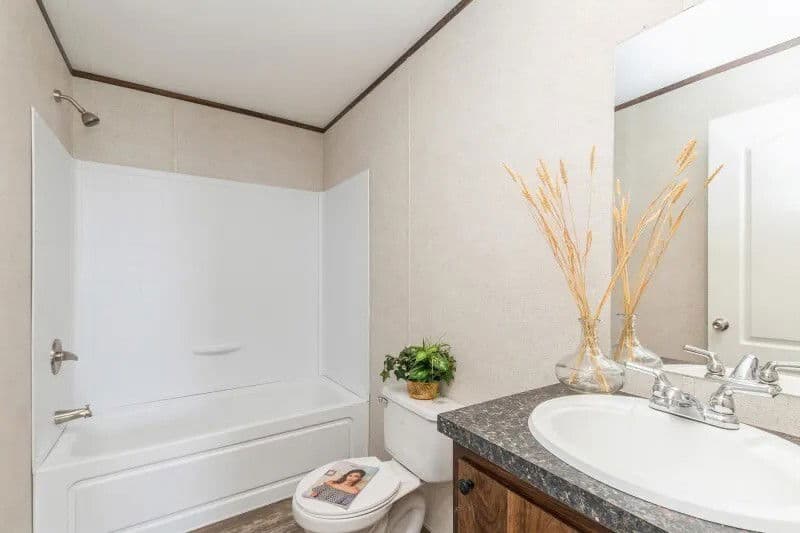 Grand bathroom home features