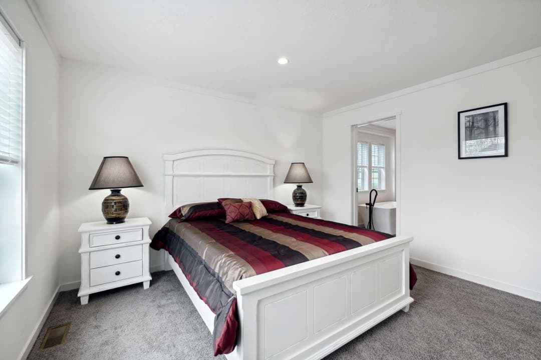 East point - elevate 60 bedroom home features