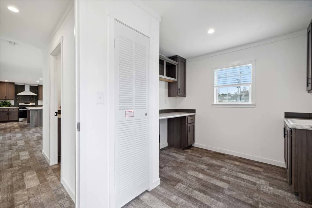 East point - elevate 60 interior home features