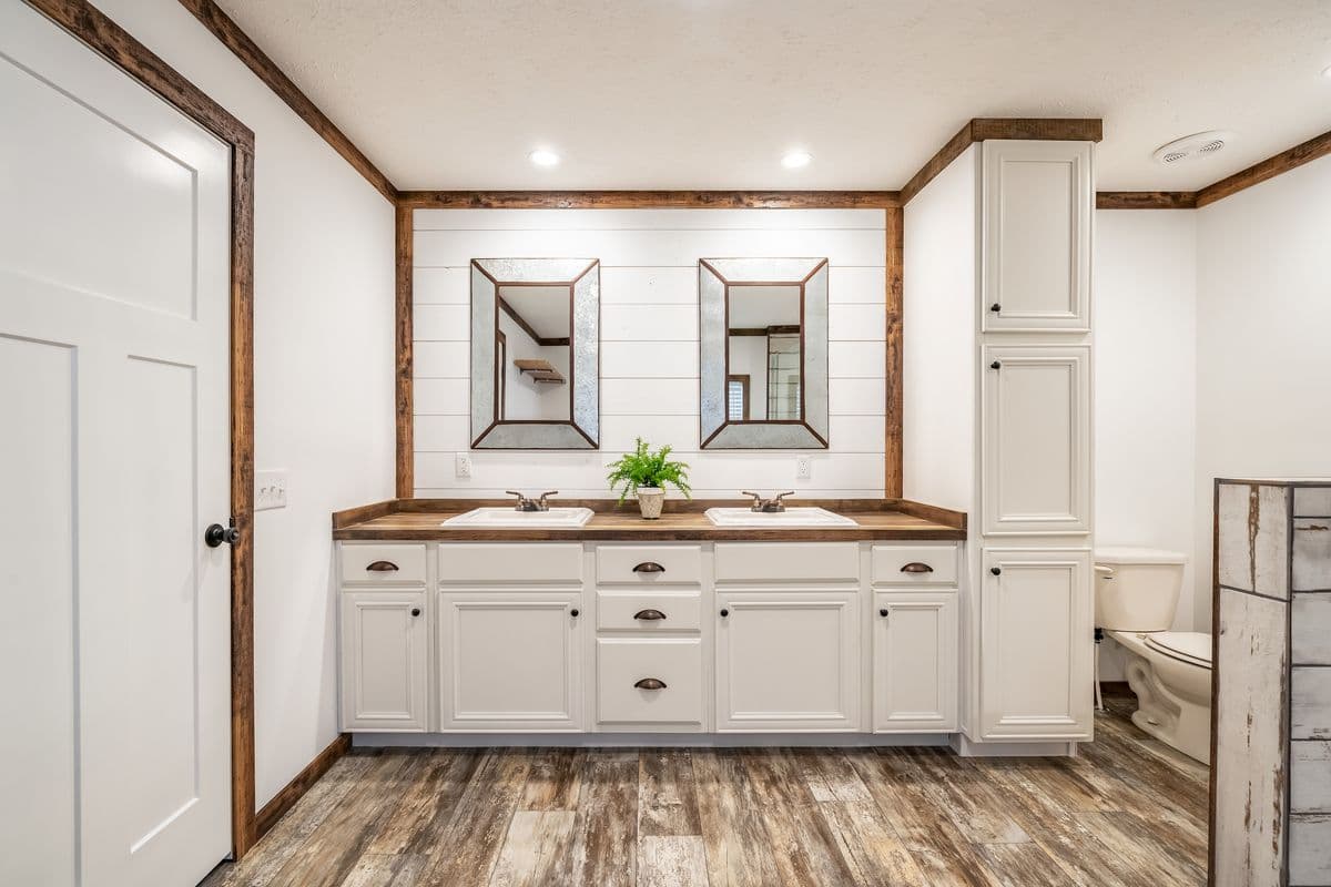 The avalyn bathroom home features