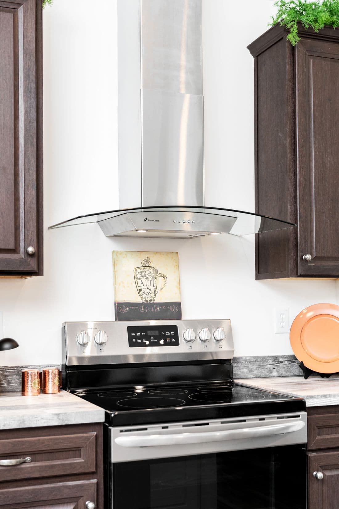 1444 carolina kitchen home features