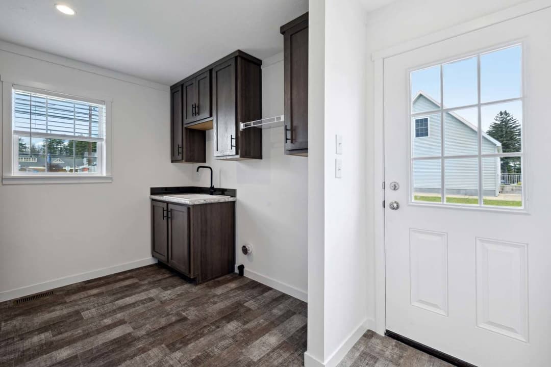 East point - elevate 60 interior home features